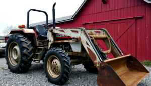 Begagnad traktor med frontlastare – köpguide